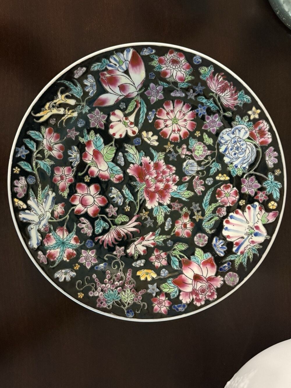 Vintage Chinese Famille Noire Mille Fleur Millefiori Floral Porcelain Plate